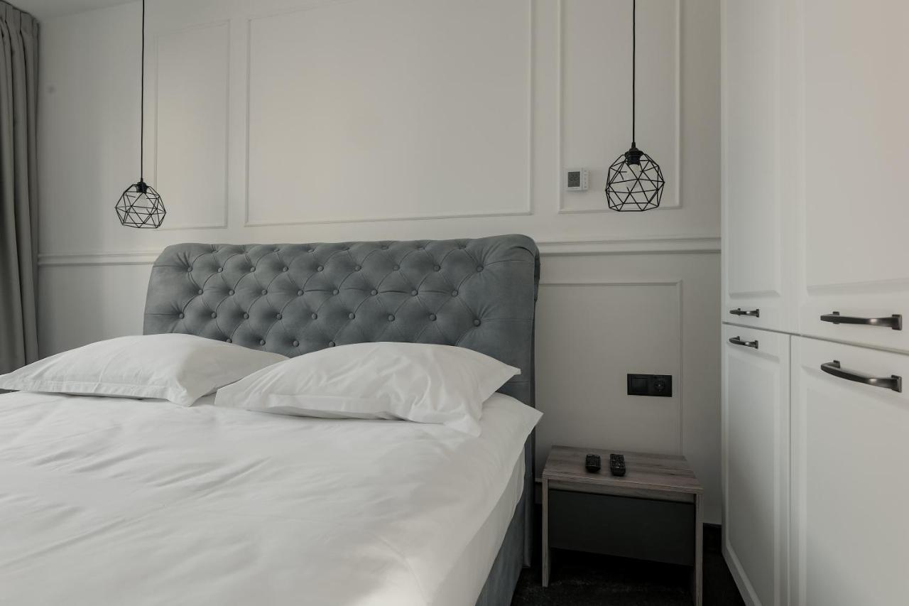 Nest Meteor Apartment *